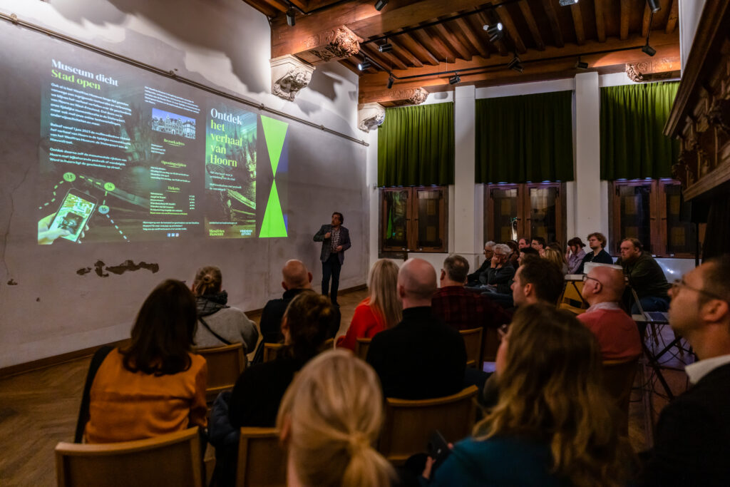 Hoornse Gemeenteraad Op Werkbezoek In Leeg Westfries Museum Westfries